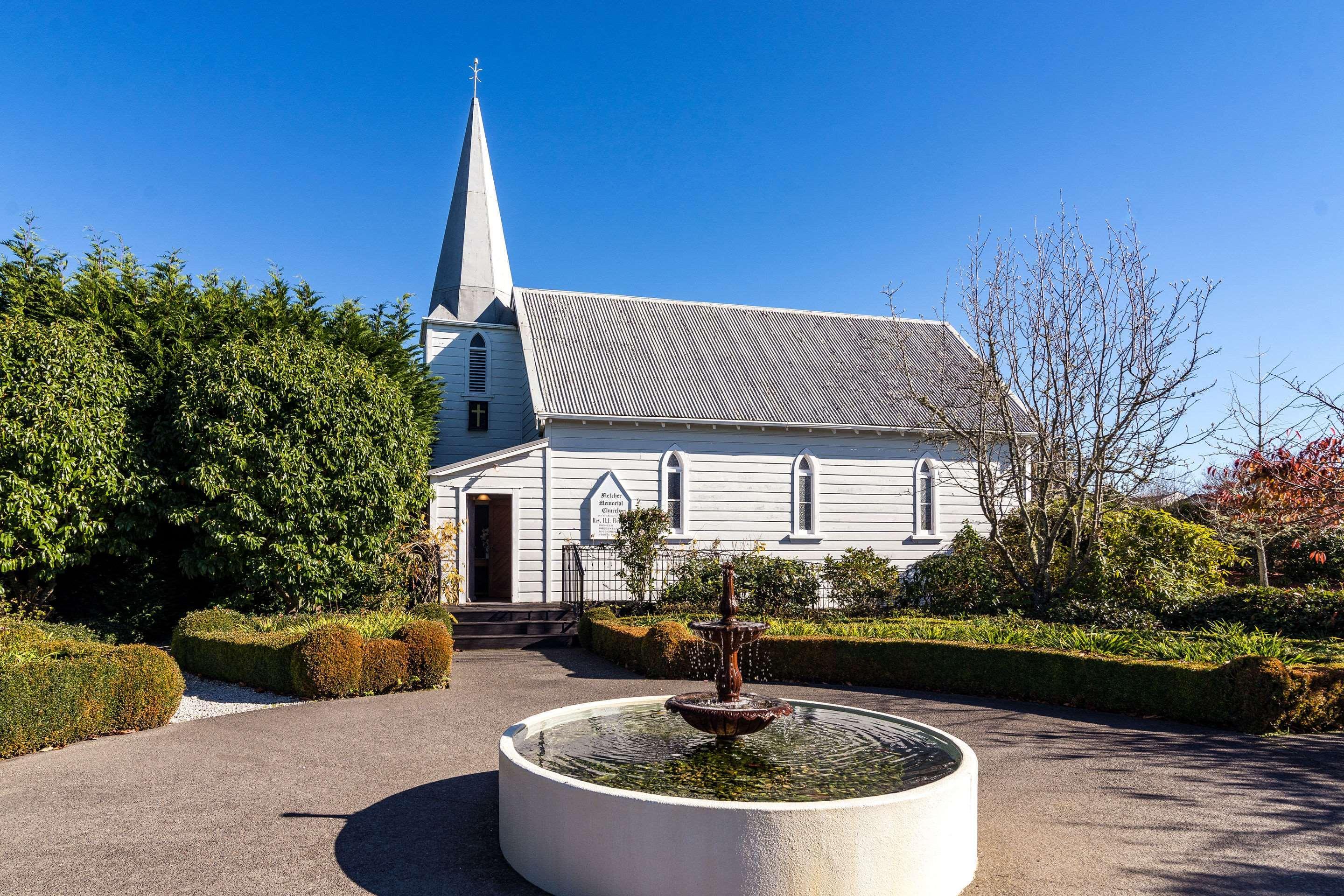 Huka Falls Resort Taupo Exteriér fotografie St Peter's Church, Cambridge