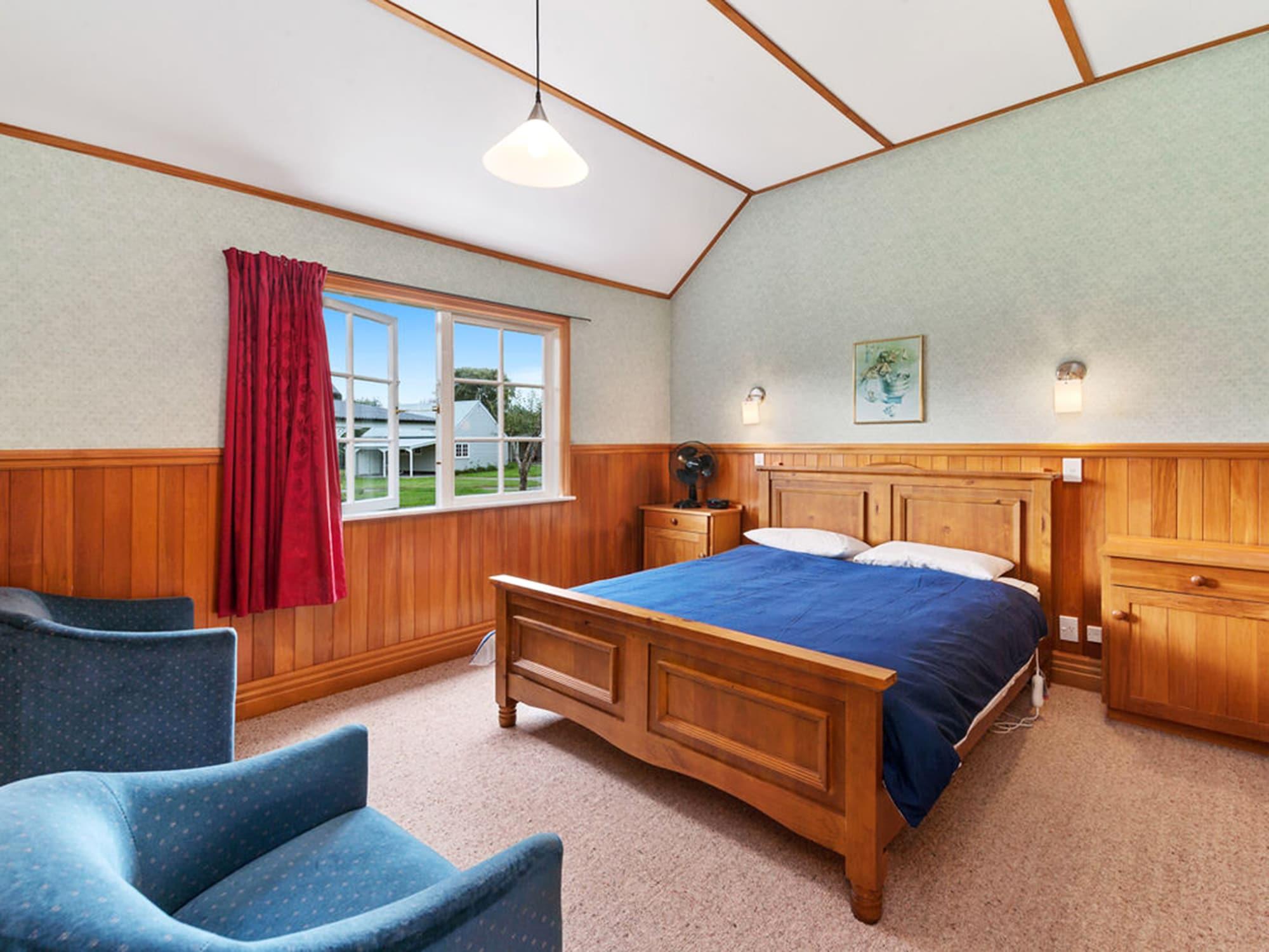 Huka Falls Resort Taupo Exteriér fotografie A bedroom in a typical New Zealand home