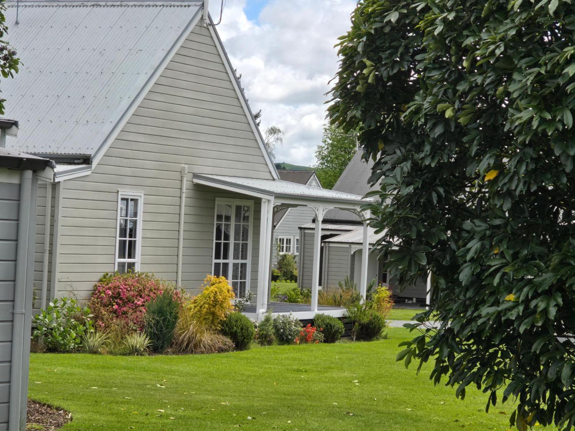 Huka Falls Resort Taupo Exteriér fotografie The former school buildings at 100 St. John's Street, Ponsonby, Auckland, New Zealand.