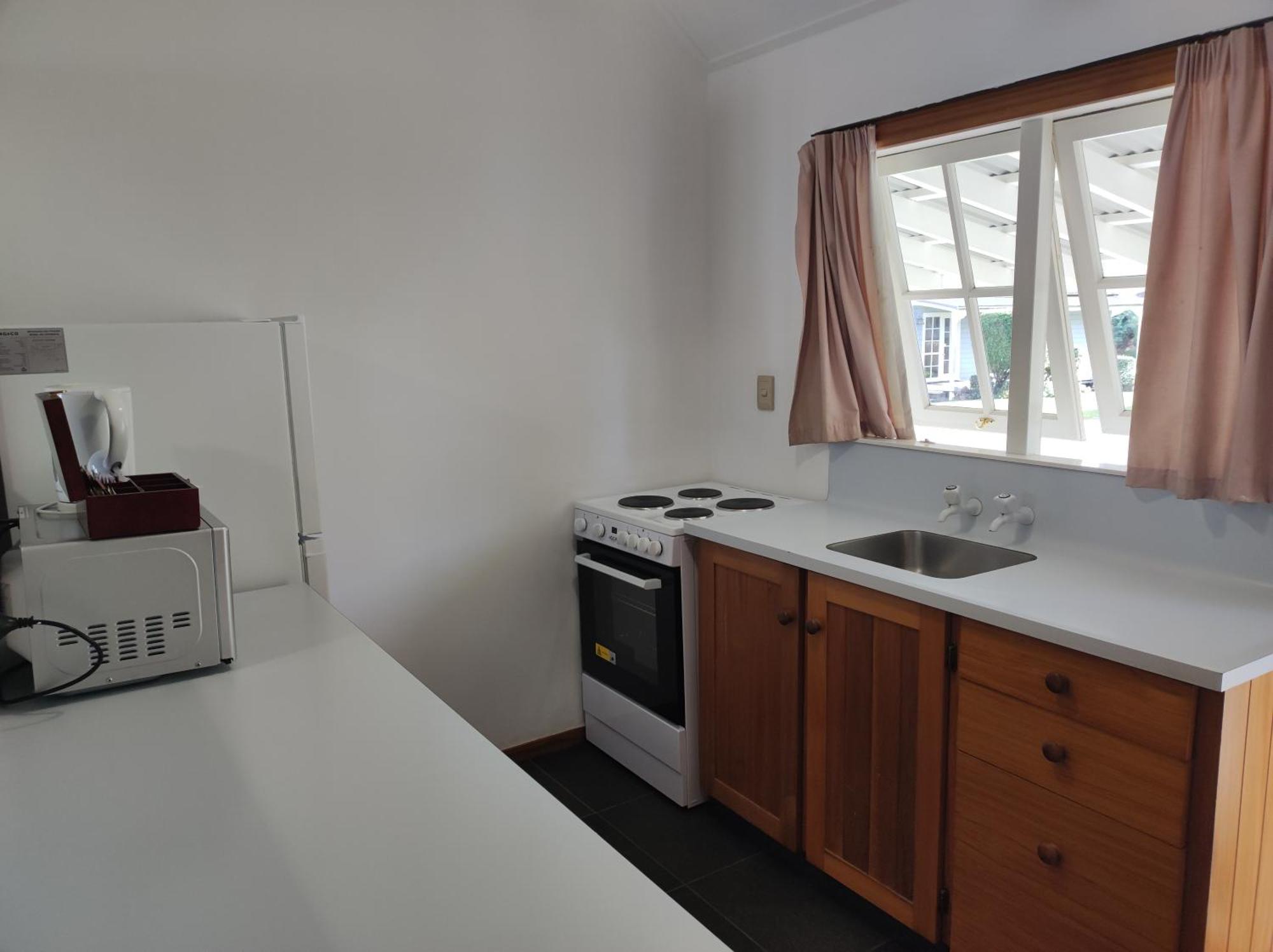 Huka Falls Resort Taupo Exteriér fotografie A kitchen in a student flat